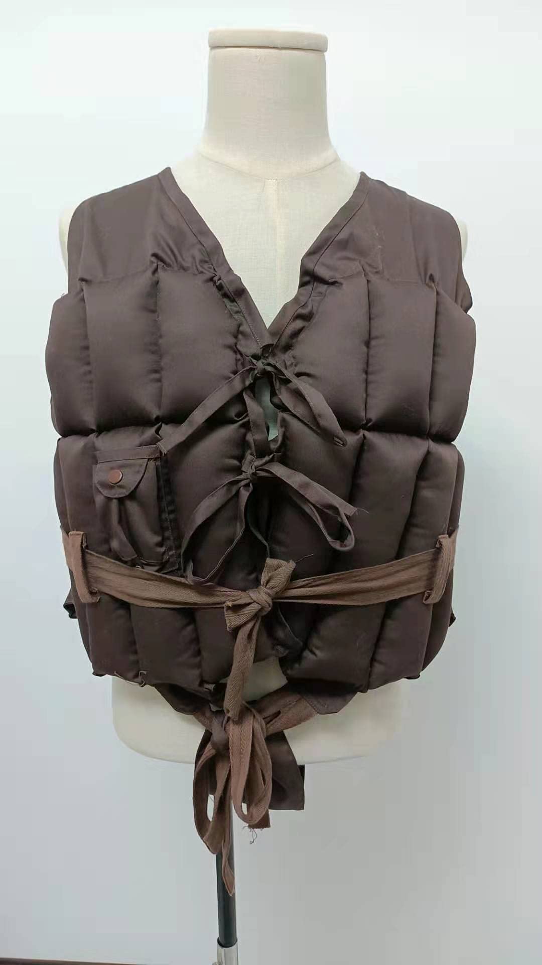 日本海軍航空隊　搭乗員用カポック　複製品 Amazon | 日本軍 海軍救命胴衣 カポック 精密複製 ライフ